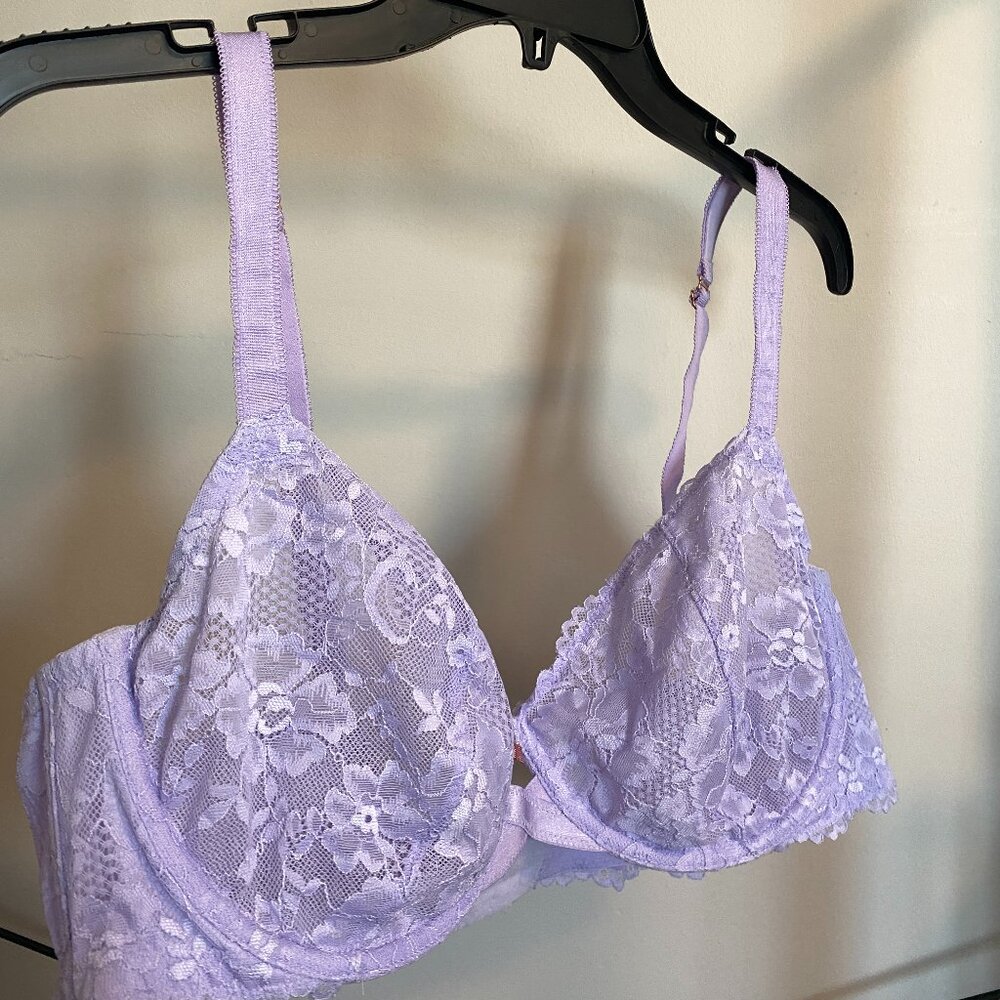 Floral Lace Unlined Bra in Purple Lavender